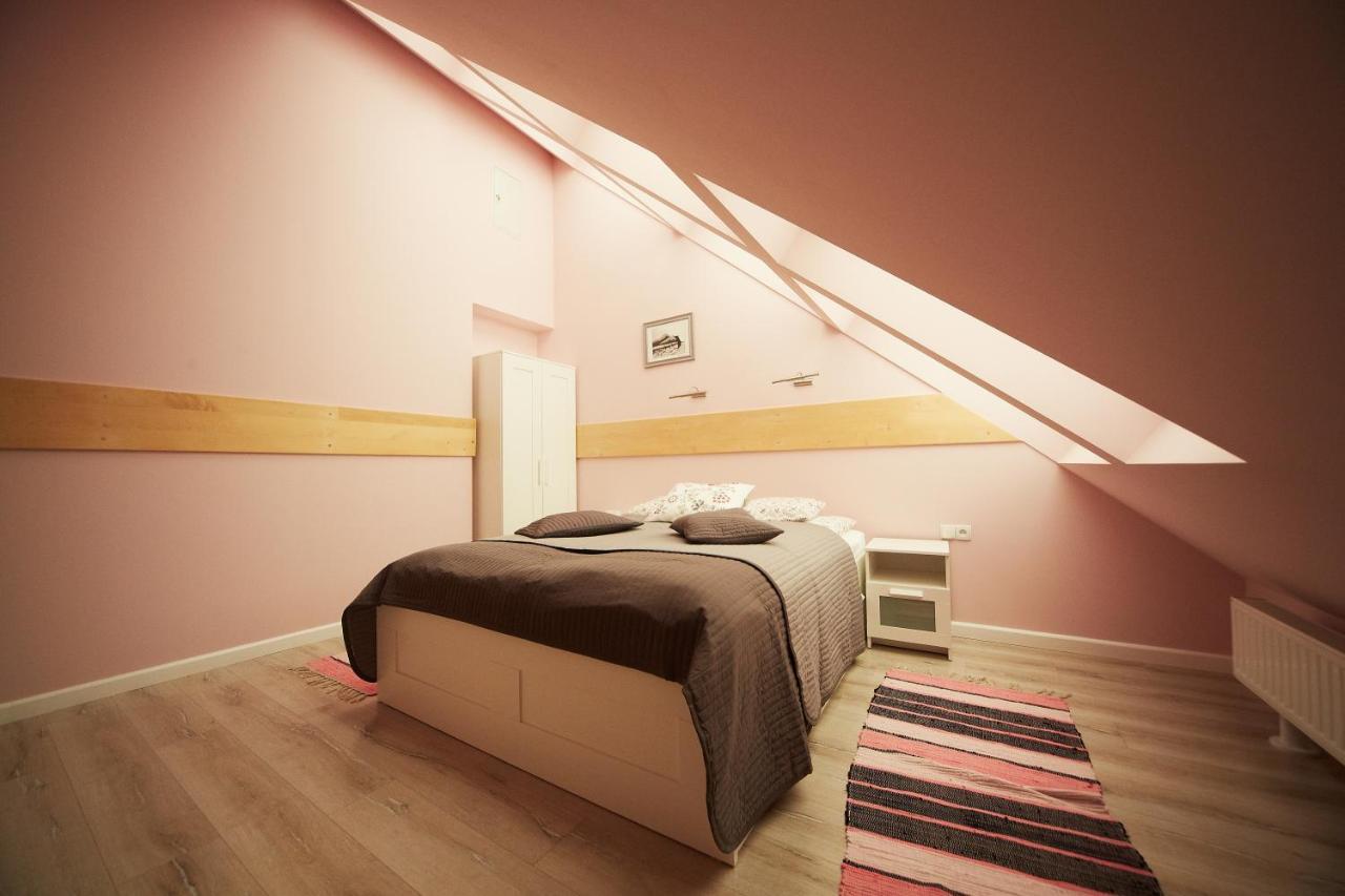 Apartamenty Siklawa Krupowki Zakopane Rom bilde